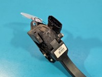 Pedał gazu potencjometr Kia Sorento I 03-09 3.3 V6 G6DB DA4D057-3E400