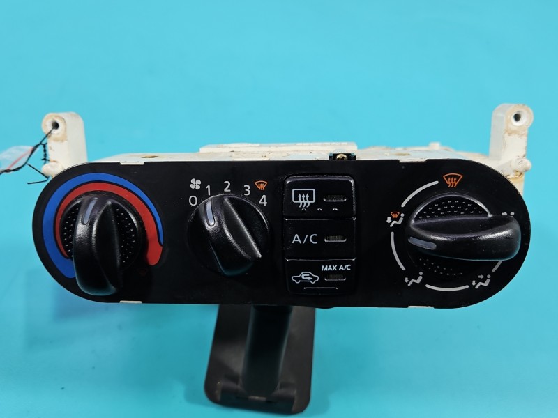Konsola panel nawiewu Nissan Almera N16