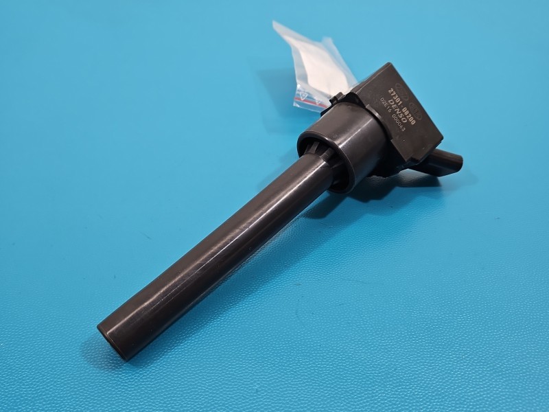 Cewka zapłonowa Kia Ceed III 18-21 27301-08200 1.5 T-GDi Producent części: KIA, DENSO / 3 -PIN