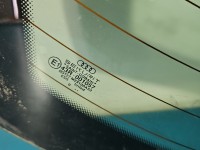 Szyba tylna KLAPY BAGAŻNIKA TYŁ Audi A4 B6 sedan