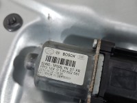 Podnośnik przód prawy SZYBY WINDA Kia Venga Producent części: KIA, 2 PIN 81320-1P020, 82480-1P020 5d HB