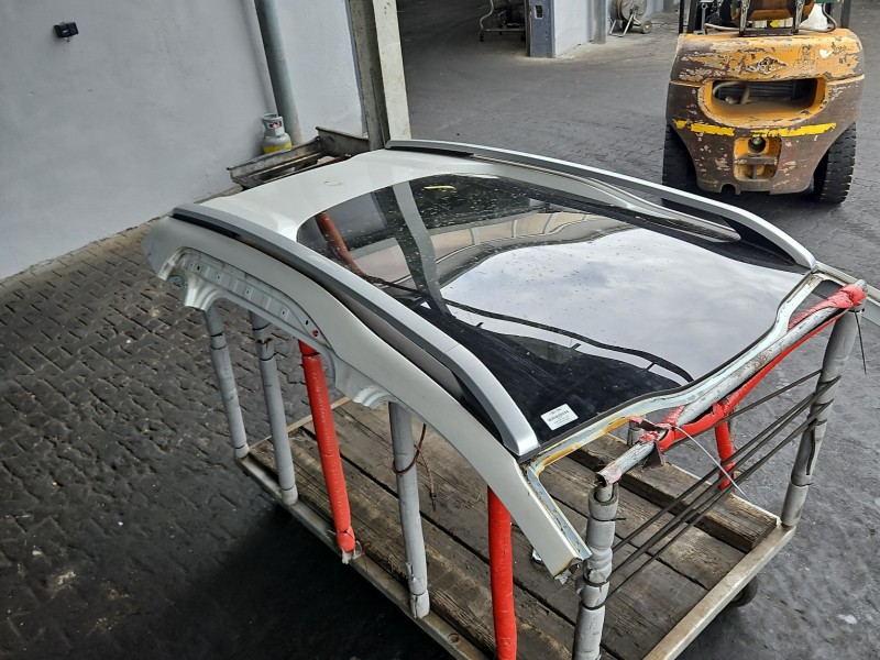 Dach Peugeot 2008 I 13-19 HB KWE 5d