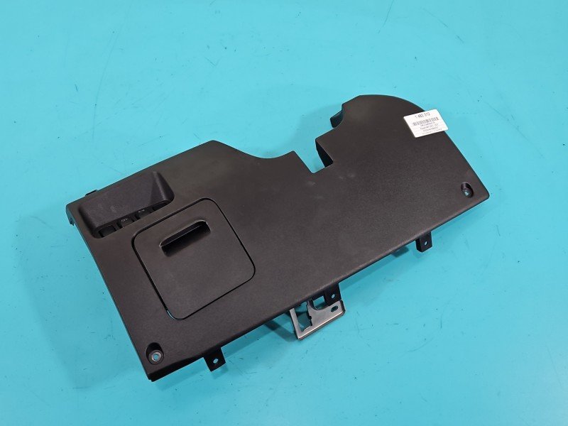 Osłona ZAŚLEPKA PLASTIK Peugeot 4007 8002A058 Osłona ZAŚLEPKA PLASTIK Peugeot 4007 8002A058