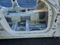 Próg prawy SŁUPEK ŚRODKOWY B Kia Stinger HB 5d SNOW WHITE PEARL