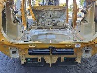 Pas tylny podłoga bagażnika Suzuki Vitara II 2015- wanna HB ćwiartka