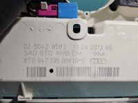 Lampa kabiny lampka AUDI Q5 08- 8T0947135BM