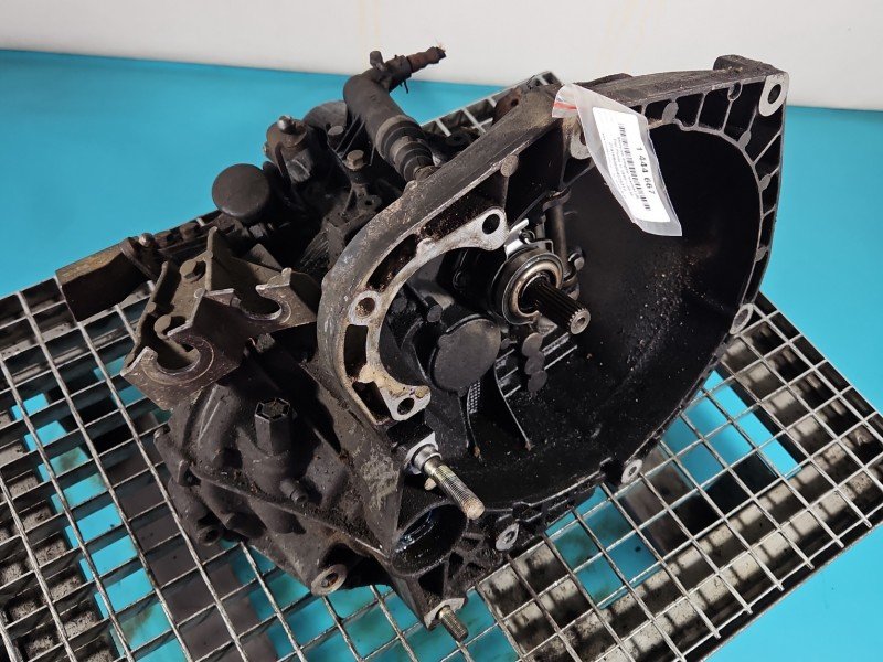 Skrzynia biegów Fiat Punto II 1.9 jtd Skrzynia biegów Fiat Punto II 1.9 jtd