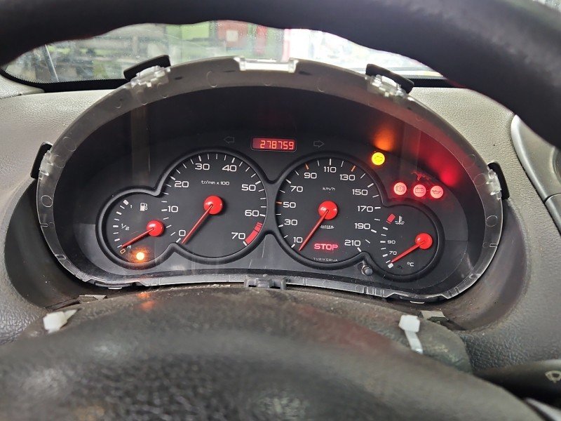 Licznik Peugeot 206 9641573680 1.4 8v EUROPA