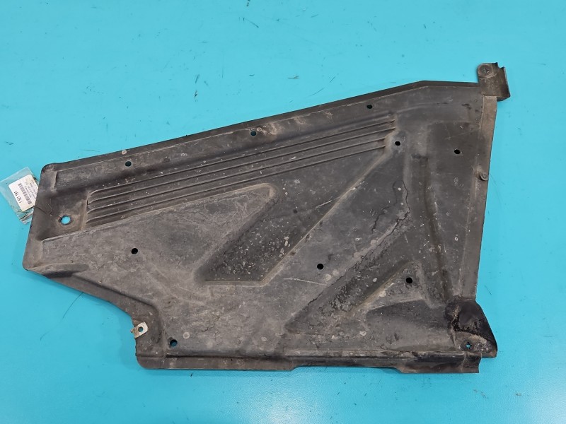 Osłona ZAŚLEPKA PLASTIK MERCEDES W176 A2466840300