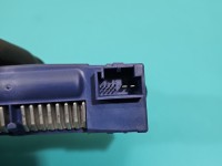 Siłownik klapy prawy teleskop AUDI Q5 8R 08- 8R0827852