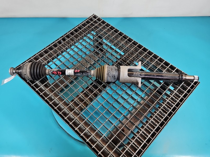 Półoś przód prawa BMW iX1 U11 0.0 elektryczny automat