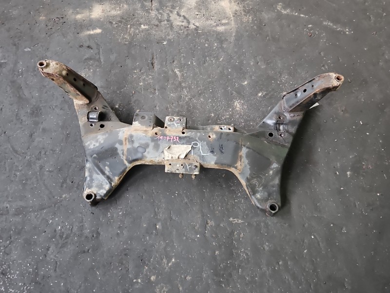 WÓZEK KOŁYSKA TRAWERS Sanki Belka silnika Nissan Almera N16 1.8 16v WÓZEK KOŁYSKA TRAWERS Sanki Belka silnika Nissan Almera N16 1.8 16v