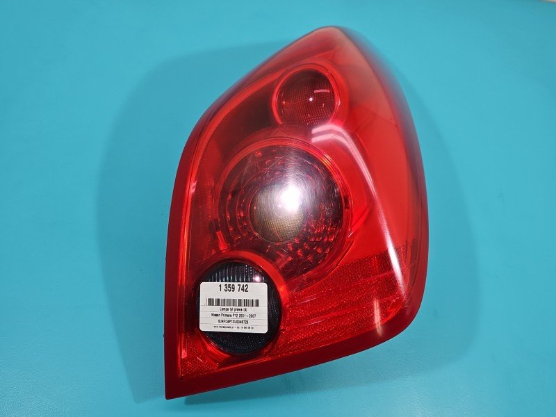 Lampa tył prawa Nissan Primera P12 HB