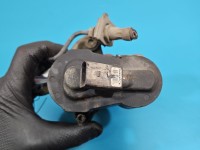 Zacisk tył prawy Vw Passat B6 2.0 FSI sedan