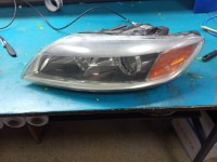 Reflektor lewy lampa przód AUDI Q7 I 4L EUROPA