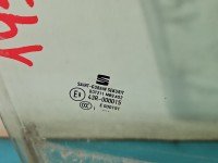 Szyba drzwi tył prawa Seat Ibiza V KJ 6F HB