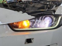 Reflektor lewy lampa przód Jaguar XE X760 EUROPA
