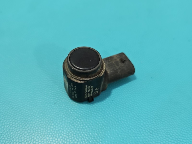 Czujnik parkowania PDC Kia Sportage III 10-15 95720-3U000 biały WD