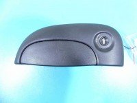 Klamka przód lewa zewnętrzna Renault Kangoo I 0389