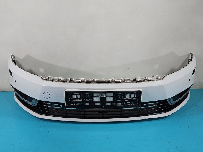 Zderzak przód Vw Passat CC biały lb9a Zderzak przód Vw Passat CC biały lb9a