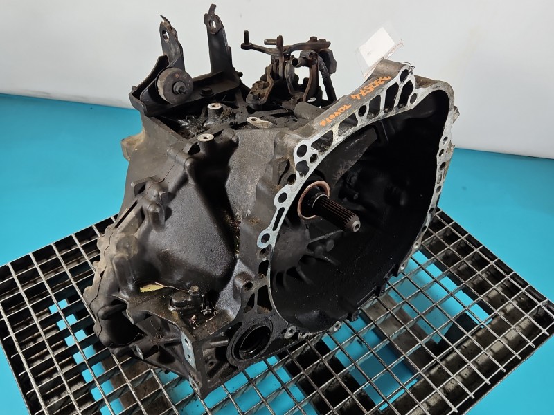 Skrzynia biegów Toyota Corolla Verso II 2.2 d4d