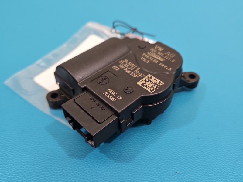 Silniczek nawiewu NAGRZEWNICY Skoda Kamiq 2Q0907511E EUROPA