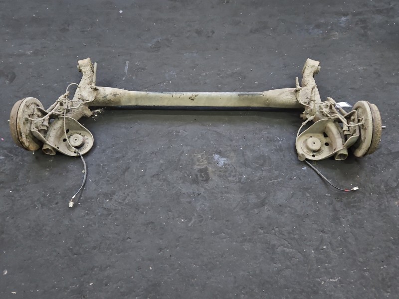 Tylna belka oś tył Hyundai I20 I 08-14 1.2 16V