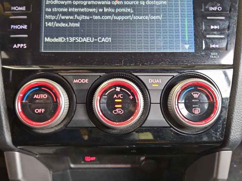 Konsola panel nawiewu Subaru Forester IV SJ 12-18 72311SG630