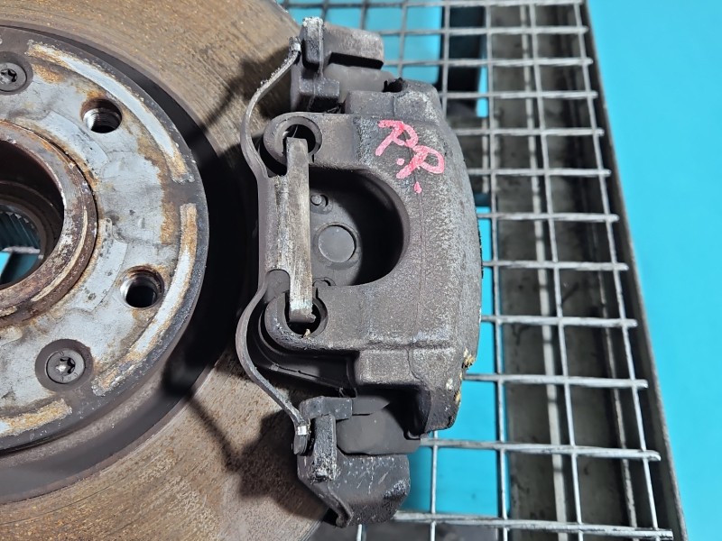 Zacisk przód prawy Citroen C5 Aircross 17-25 1.2 T