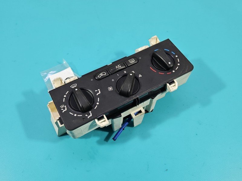 Konsola panel nawiewu Citroen C3 I F664480V, 69310002