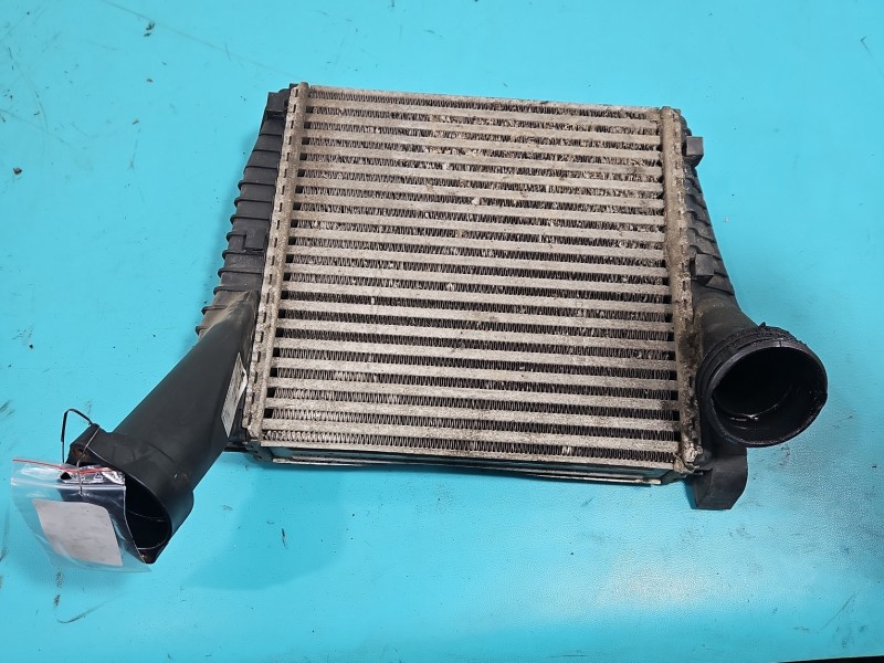 Intercooler AUDI Q7 I 4L 7L0145804A 4.2 TDI