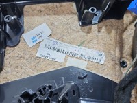 Tapicerka drzwi przód prawa boczek Maserati Quattroporte VI 13- 105804313C