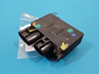 Sterownik moduł TOYOTA, wentylatora, uszkodzone mocowanie Toyota Corolla E15 89257-12010