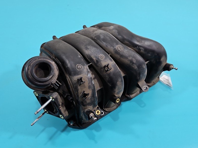 Kolektor ssący Toyota Avensis III T27 2.0 16v