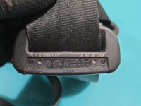 Pas bezpieczeństwa przód prawy pasażera Skoda Rapid 621493000