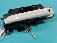 Klamka przód lewa zewnętrzna Audi A4 B9 8W1837811A, 8W01837811A