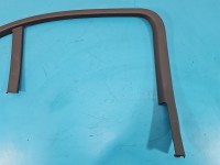 Listwa drzwi tył lewa Mercedes W213 A2137370100 sedan