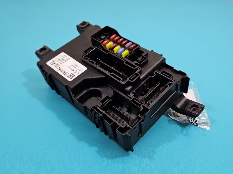 Sterownik moduł Producent części: OPEL Opel Corsa D 13301562