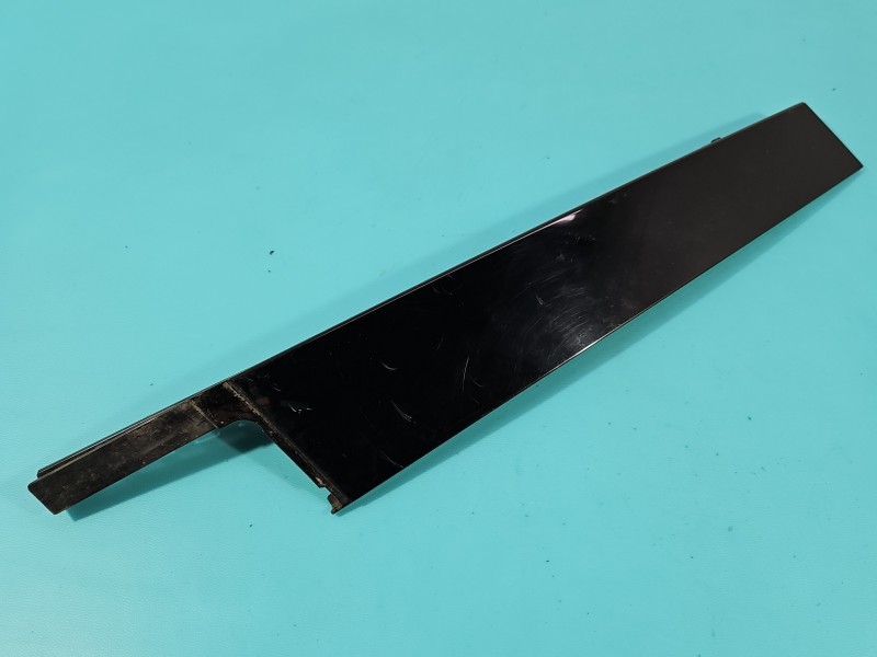 Listwa drzwi przód lewa Skoda Scala 2019- 657837901