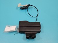 Zamek klapy tył infiniti Q50 I 13-17 sedan 3pin. Brak nr