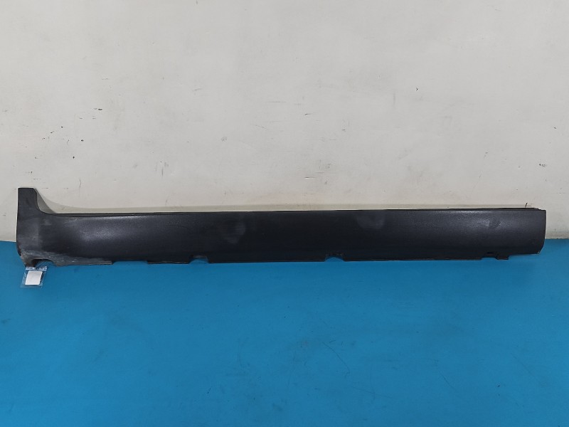 Listwa progowa prawa PRÓG NAKŁADKA Ford Kuga Mk1 08-13 8V41-S10154-AC