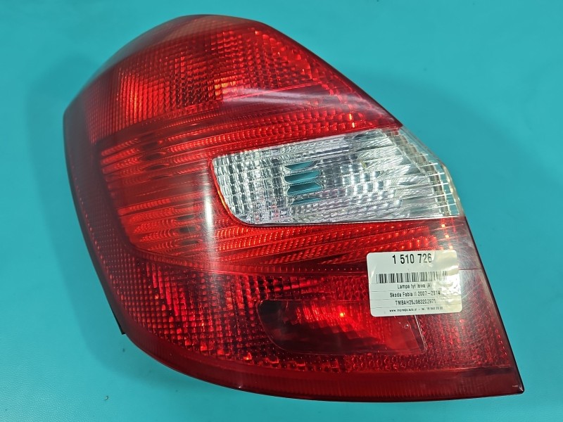 Lampa tył lewa Skoda Fabia II HB