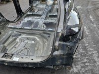 Błotnik tył prawy Infiniti Q30 czarny GAC ćwiartka