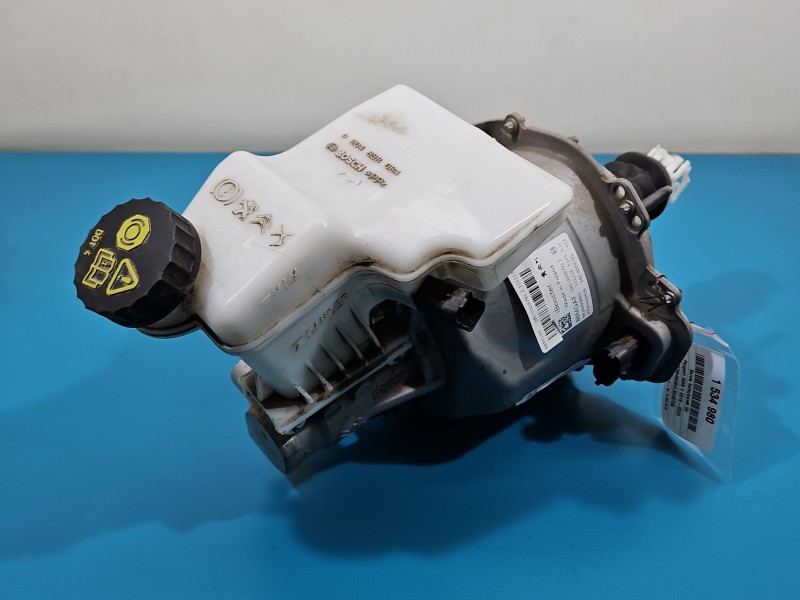 Serwo hamulcowe Peugeot 3008 II 0204852044, 97356684, 9836490880 1.6 T hybrid4