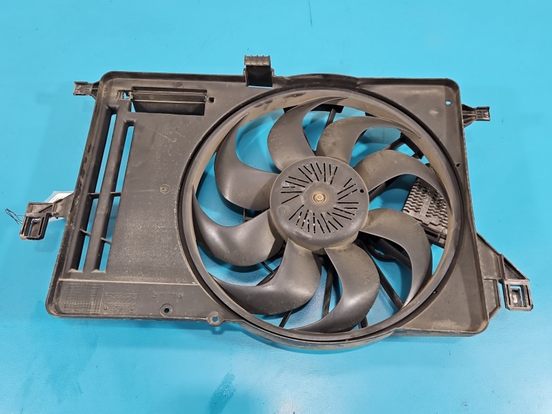 Wentylatory Wentylator chłodnicy Ford Focus Mk3 8V61-8C607-EB 1.6 tdci