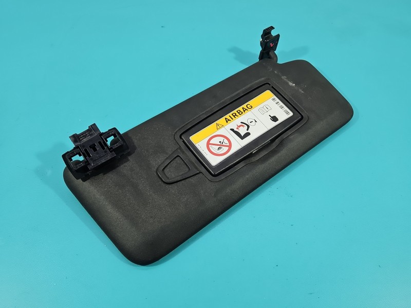 Przesłonka lewa Mercedes CLA C118 X118 DASZEK osłona przeciwsłoneczna