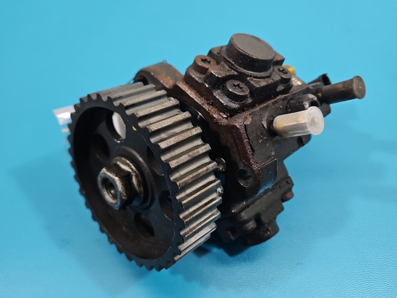 Pompa wtryskowa Opel Antara 0445010142 2.0 cdti