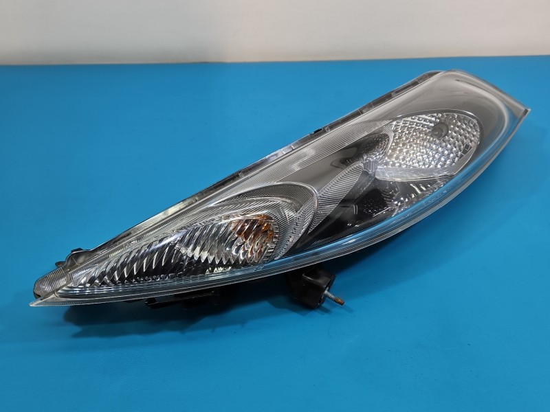 Reflektor lewy lampa przód Nissan Juke I F15 10-19 EUROPA