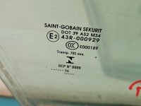 Szyba drzwi przód prawa Infiniti Q30 HB