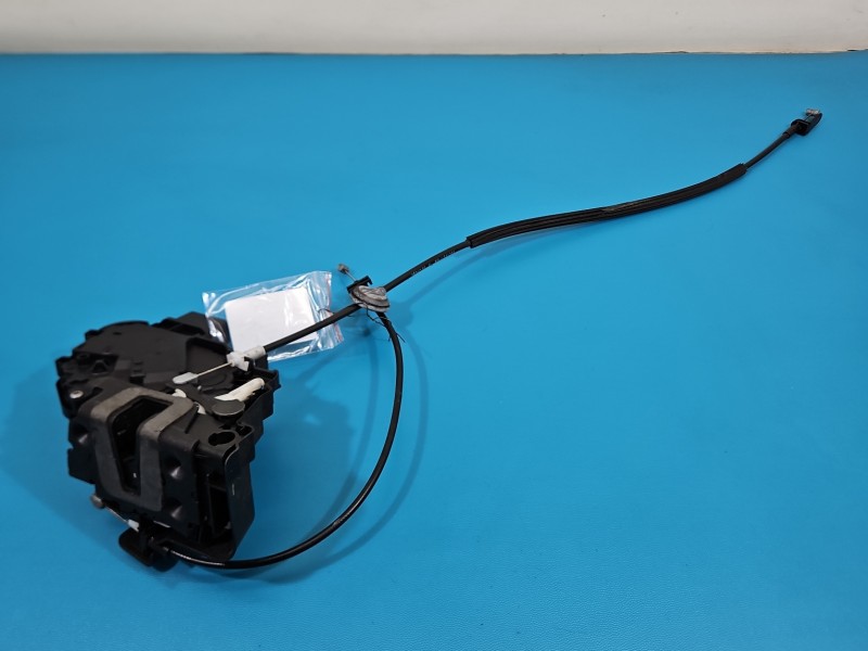 Zamek przód prawy Ford Kuga Mk1 08-13 EUROPA Producent części: FORD, Europejska, 10pin , 8V4A-S21812-CA